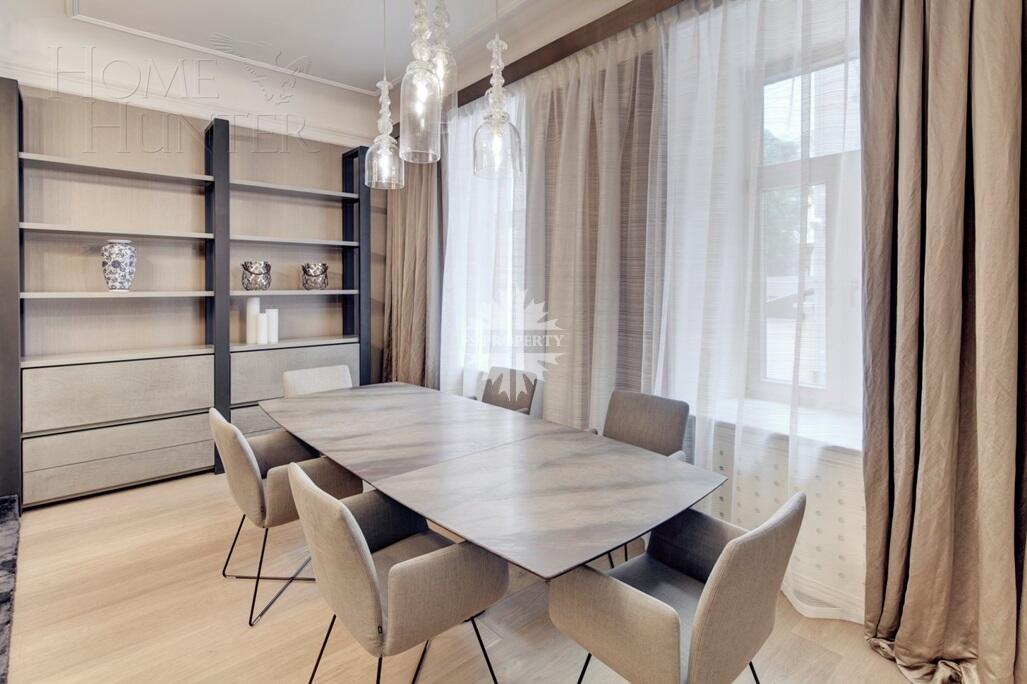 4-КОМН. КВАРТИРА С ОТДЕЛКОЙ 242 М² НА 2 ЭТАЖЕ