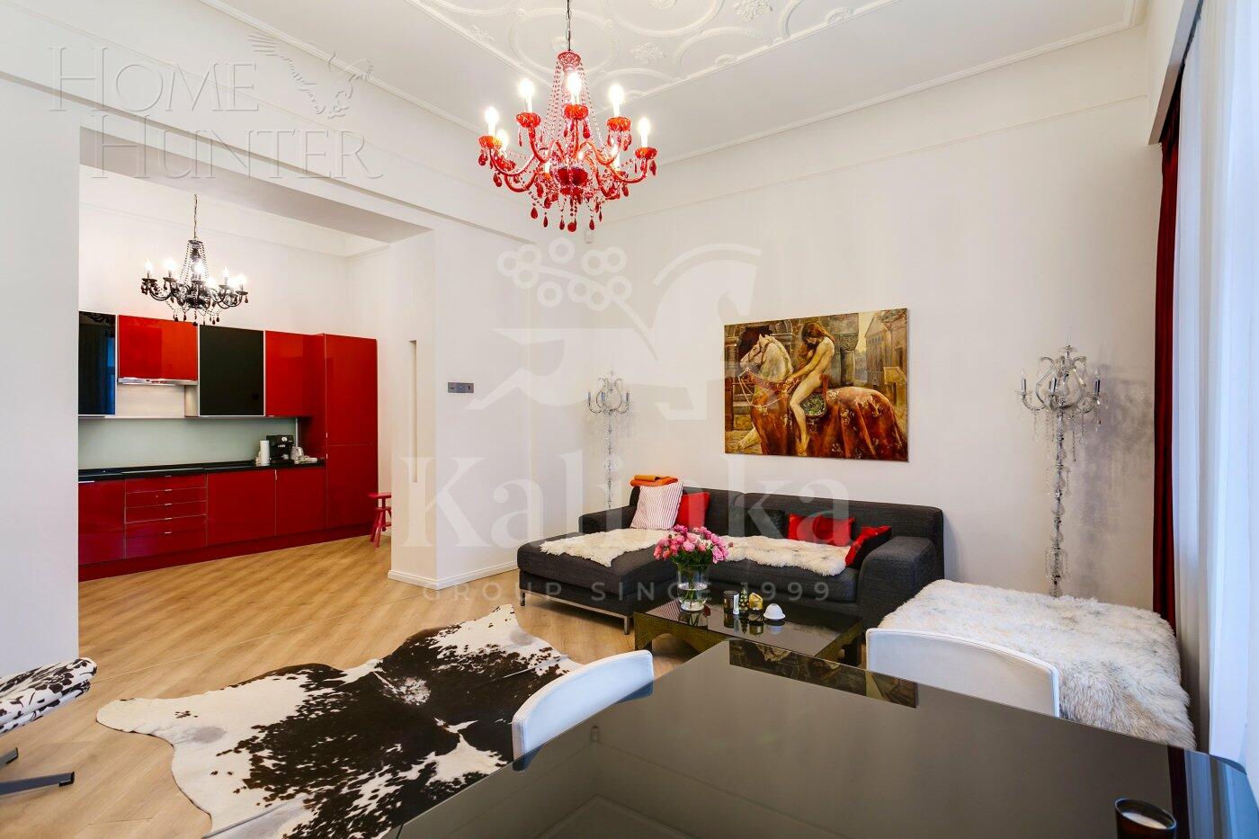 3-КОМН. КВАРТИРА С ОТДЕЛКОЙ 103.5 М² НА 3 ЭТАЖЕ