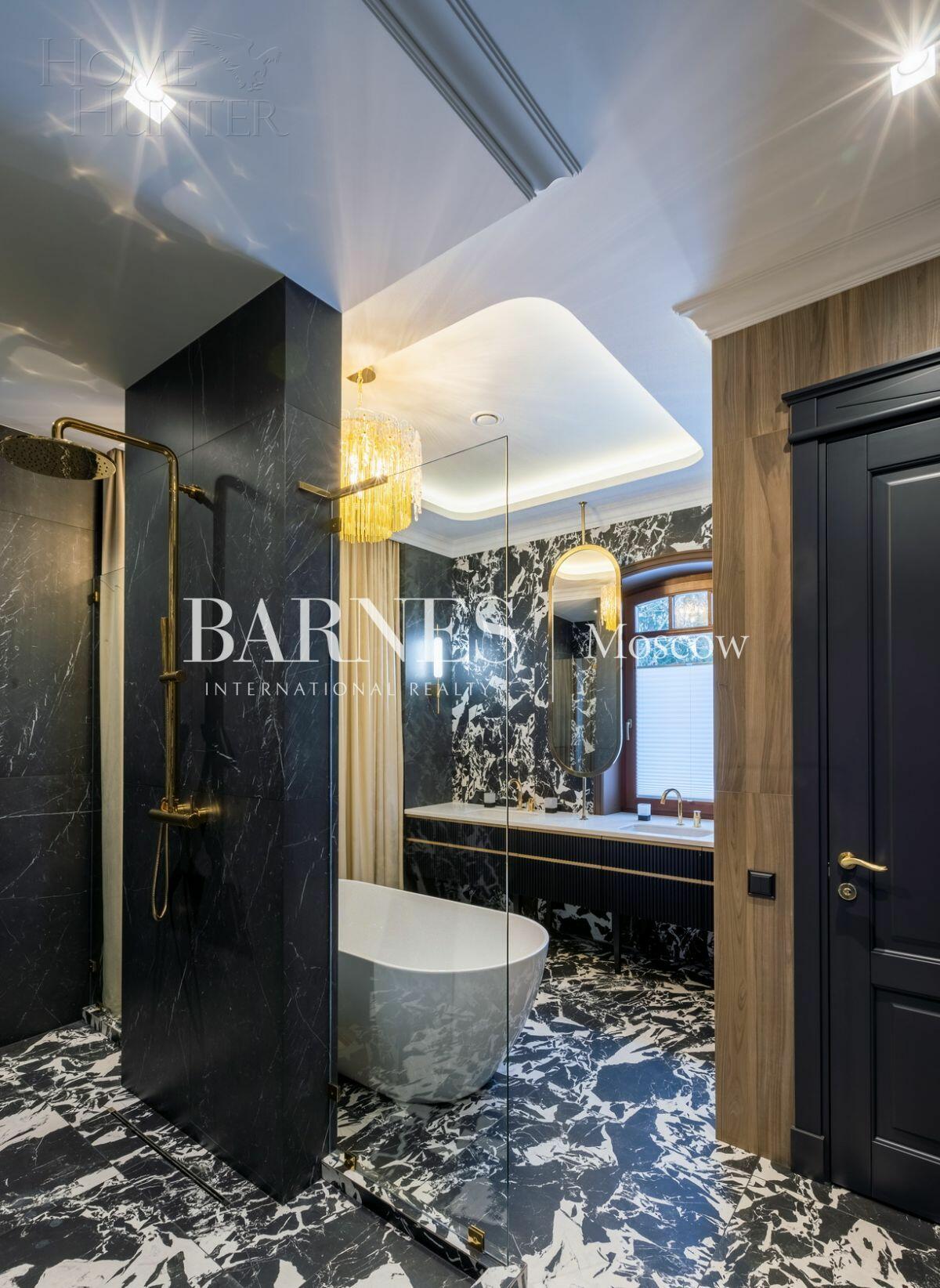 2-этажный коттедж 691 м² с отделкой