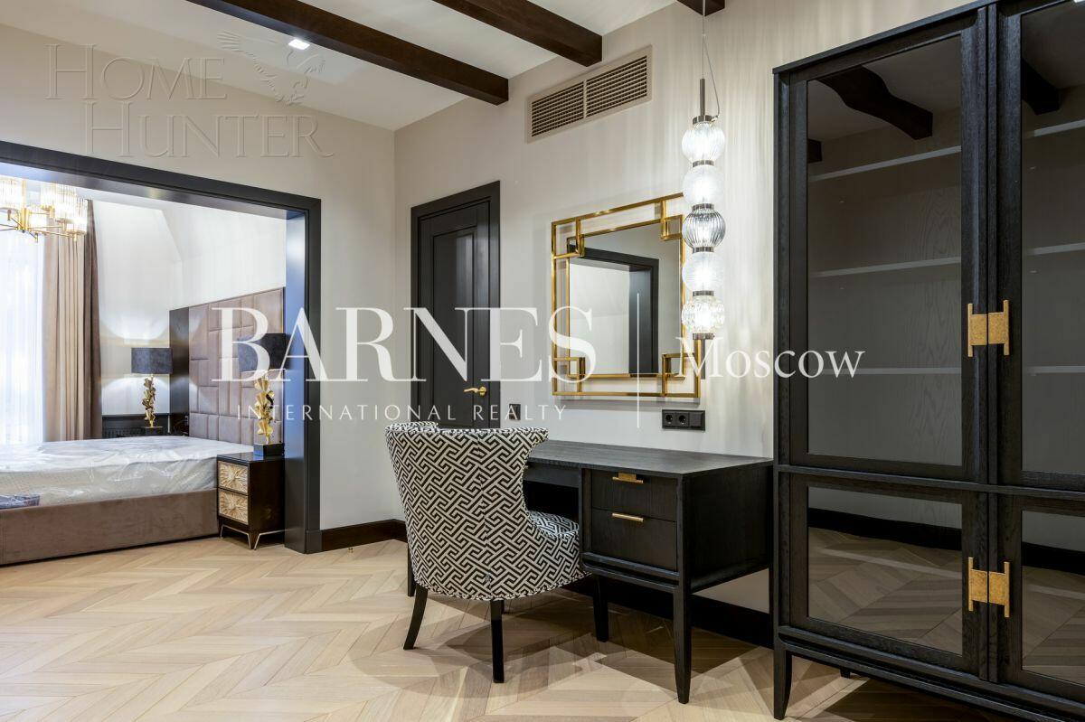 2-этажный коттедж 691 м² с отделкой