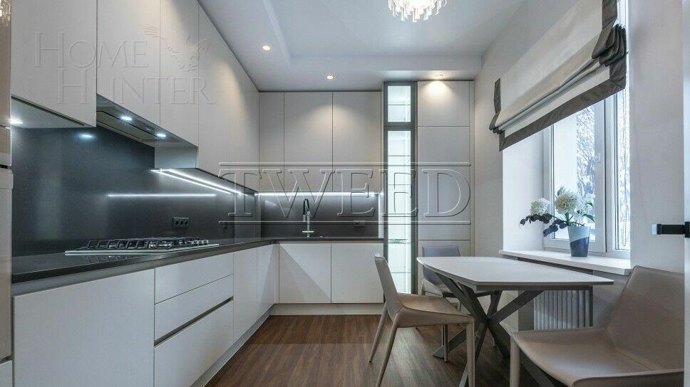 3-этажный коттедж 400 м² с отделкой