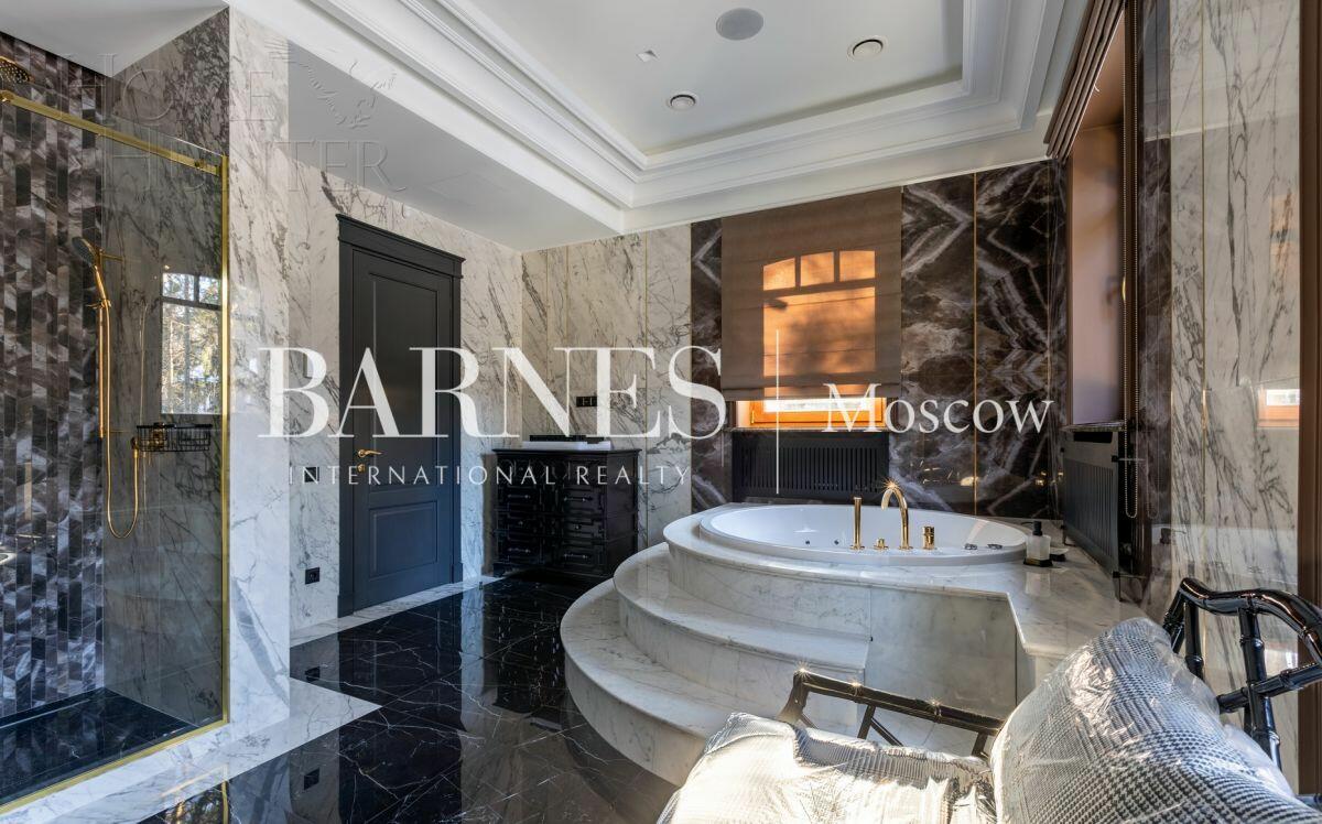 2-этажный коттедж 691 м² с отделкой