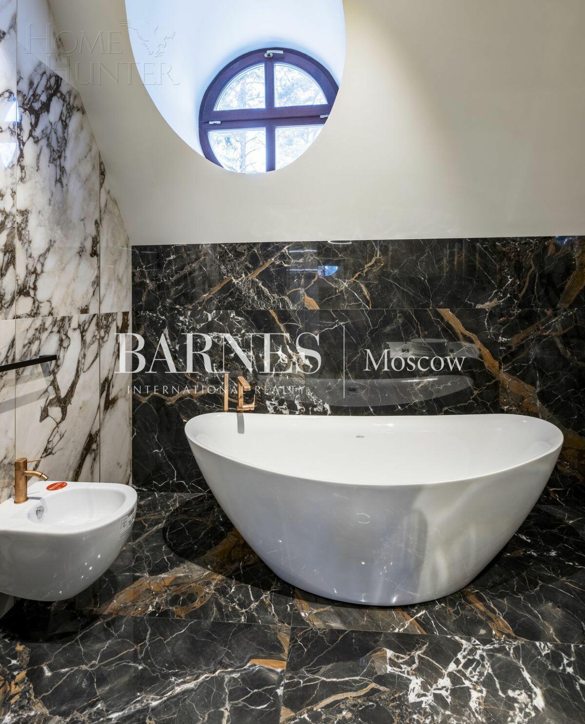 2-этажный коттедж 691 м² с отделкой