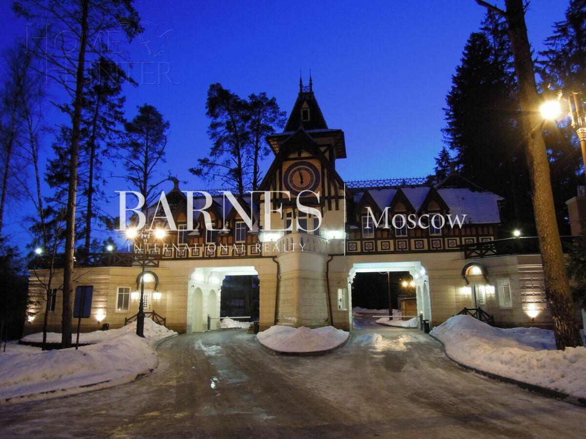 2-этажный таунхаус 232 м² без отделки