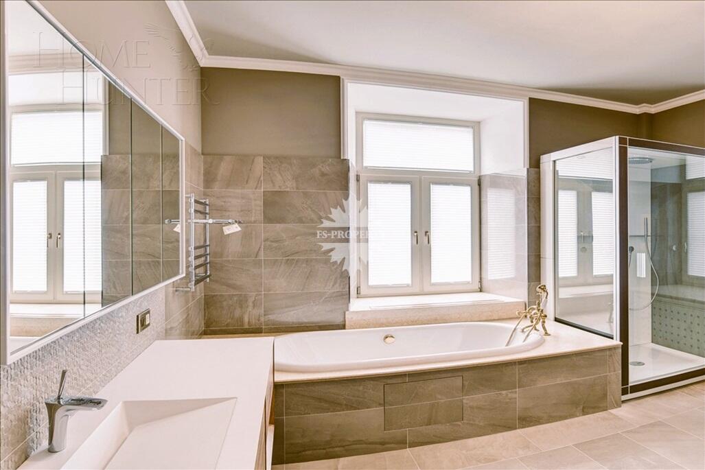 4-КОМН. КВАРТИРА С ОТДЕЛКОЙ 242 М² НА 2 ЭТАЖЕ