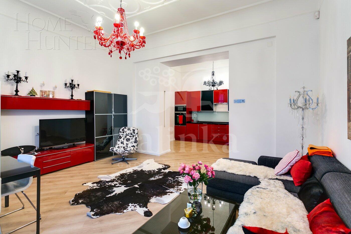 3-КОМН. КВАРТИРА С ОТДЕЛКОЙ 103.5 М² НА 3 ЭТАЖЕ