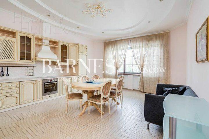 2-этажный коттедж 790 м² с отделкой