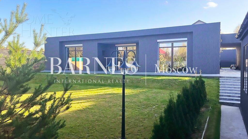 1-этажный коттедж 234 м² с отделкой