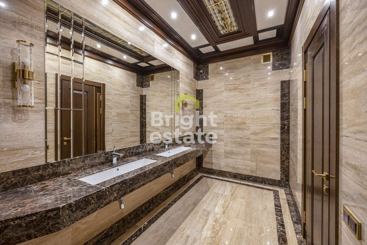 2-этажный коттедж 1 800 м² с отделкой