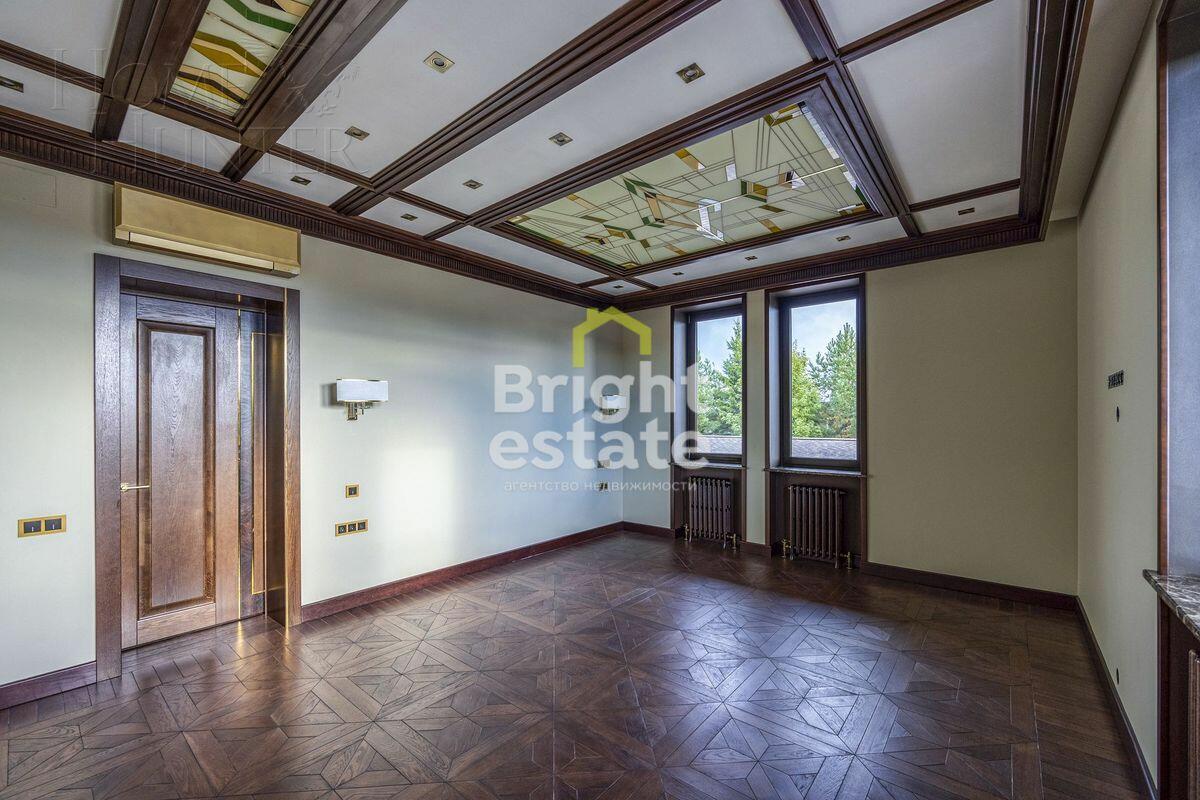 2-этажный коттедж 1 800 м² с отделкой