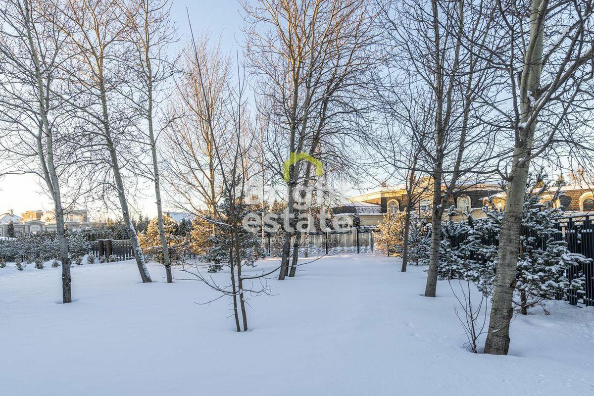 2-этажный коттедж 1 800 м² с отделкой