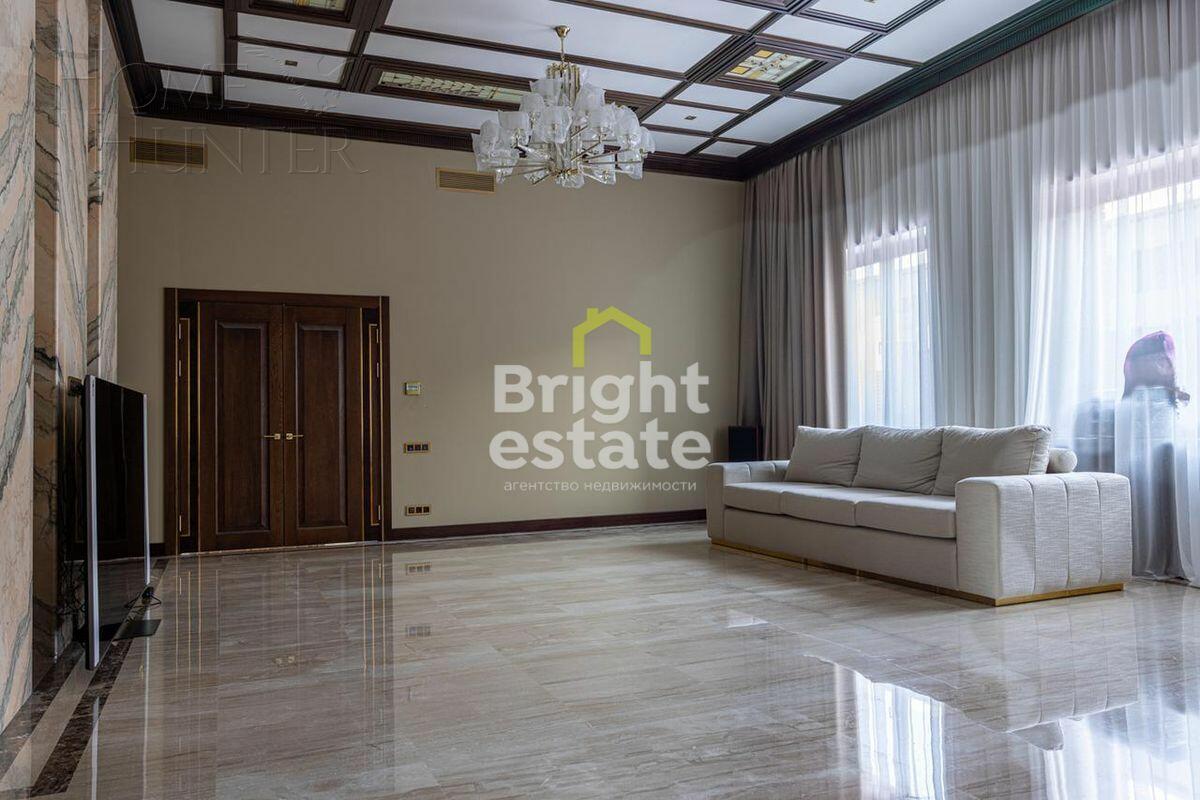 2-этажный коттедж 1 800 м² с отделкой
