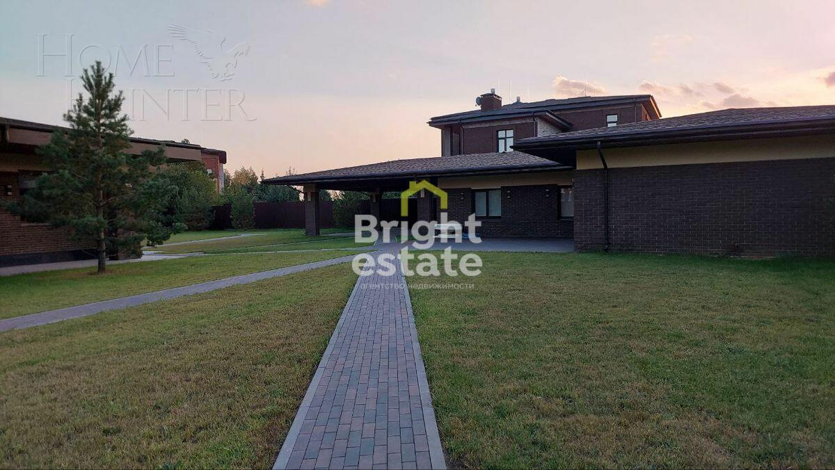 2-этажный коттедж 1 800 м² с отделкой