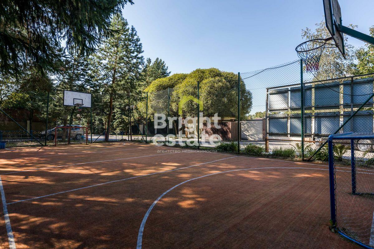 2-этажный коттедж 370 м² с отделкой