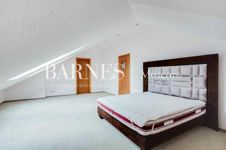 2-этажный коттедж 790 м² с отделкой