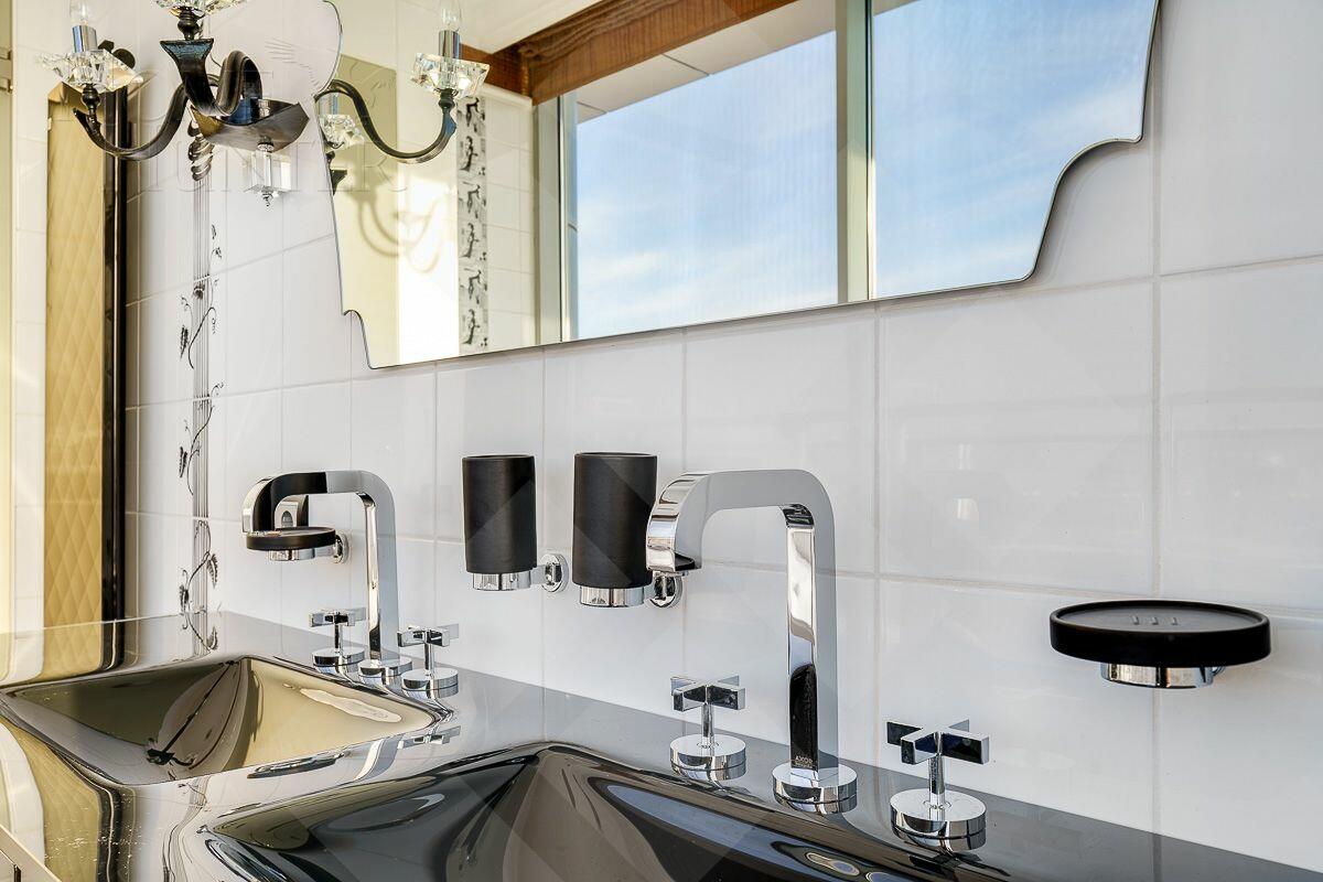 6-КОМН. ПЕНТХАУС С ОТДЕЛКОЙ 465 М² НА 10 ЭТАЖЕ