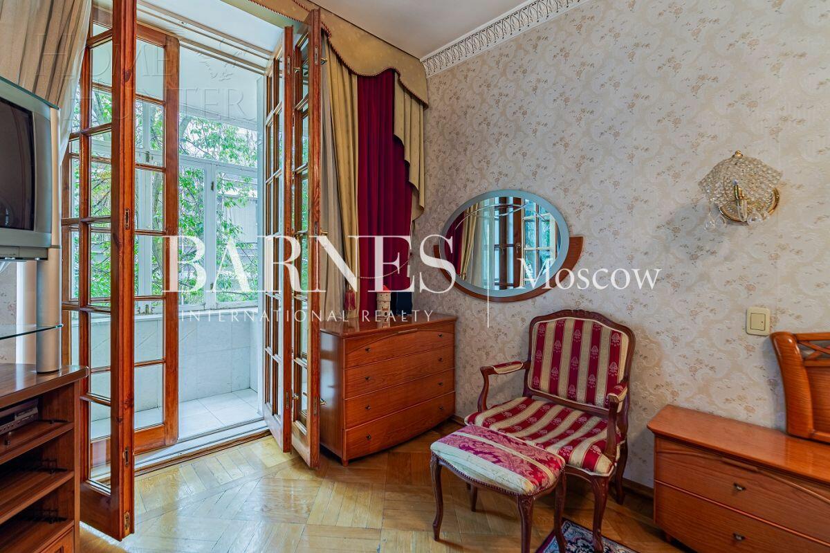 4-КОМН. КВАРТИРА С ОТДЕЛКОЙ 100.5 М² НА 4 ЭТАЖЕ