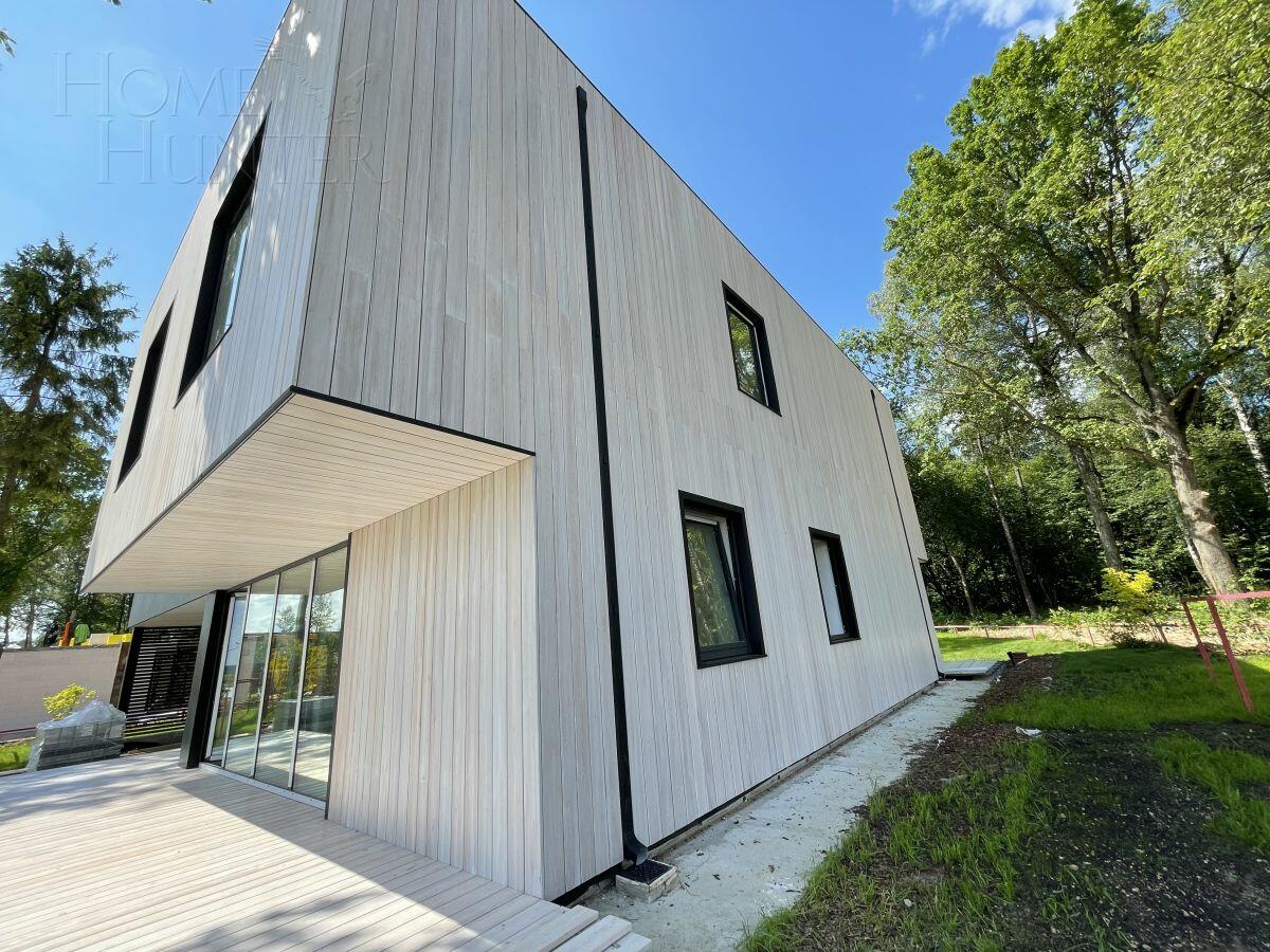 2-этажный коттедж 437 м² с отделкой