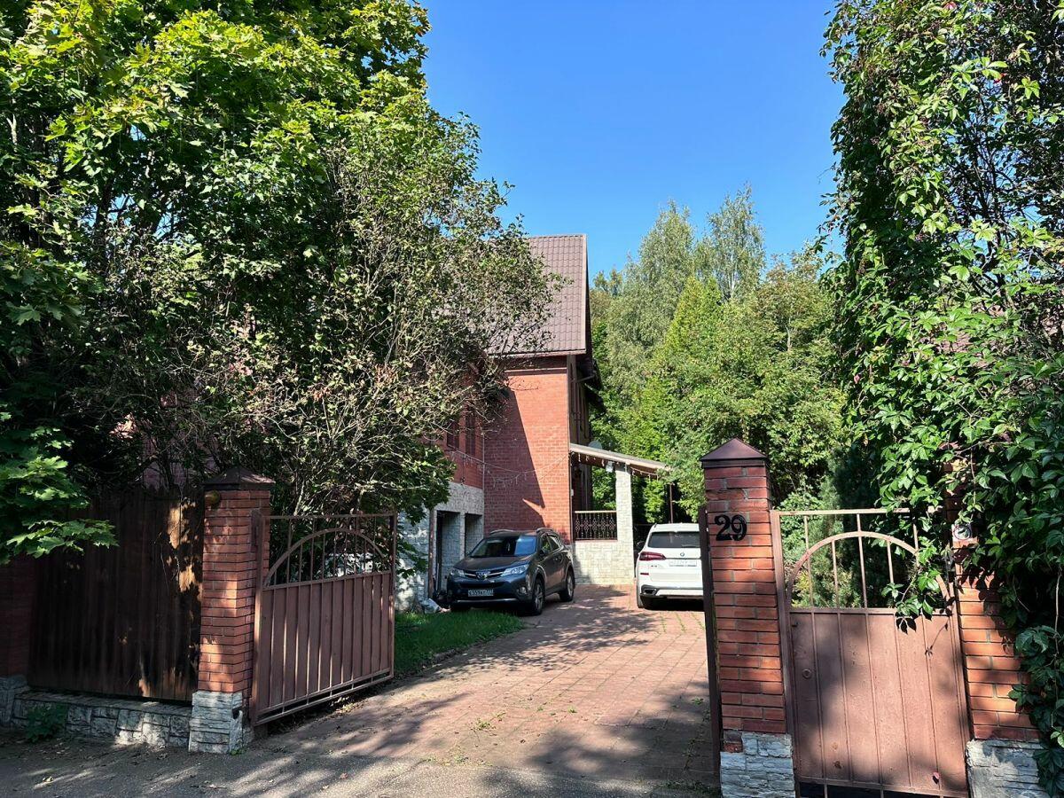 Участок 13 сот. в охраняемом поселке