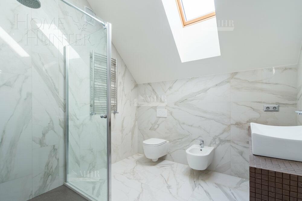 2-этажный коттедж 500 м² с отделкой