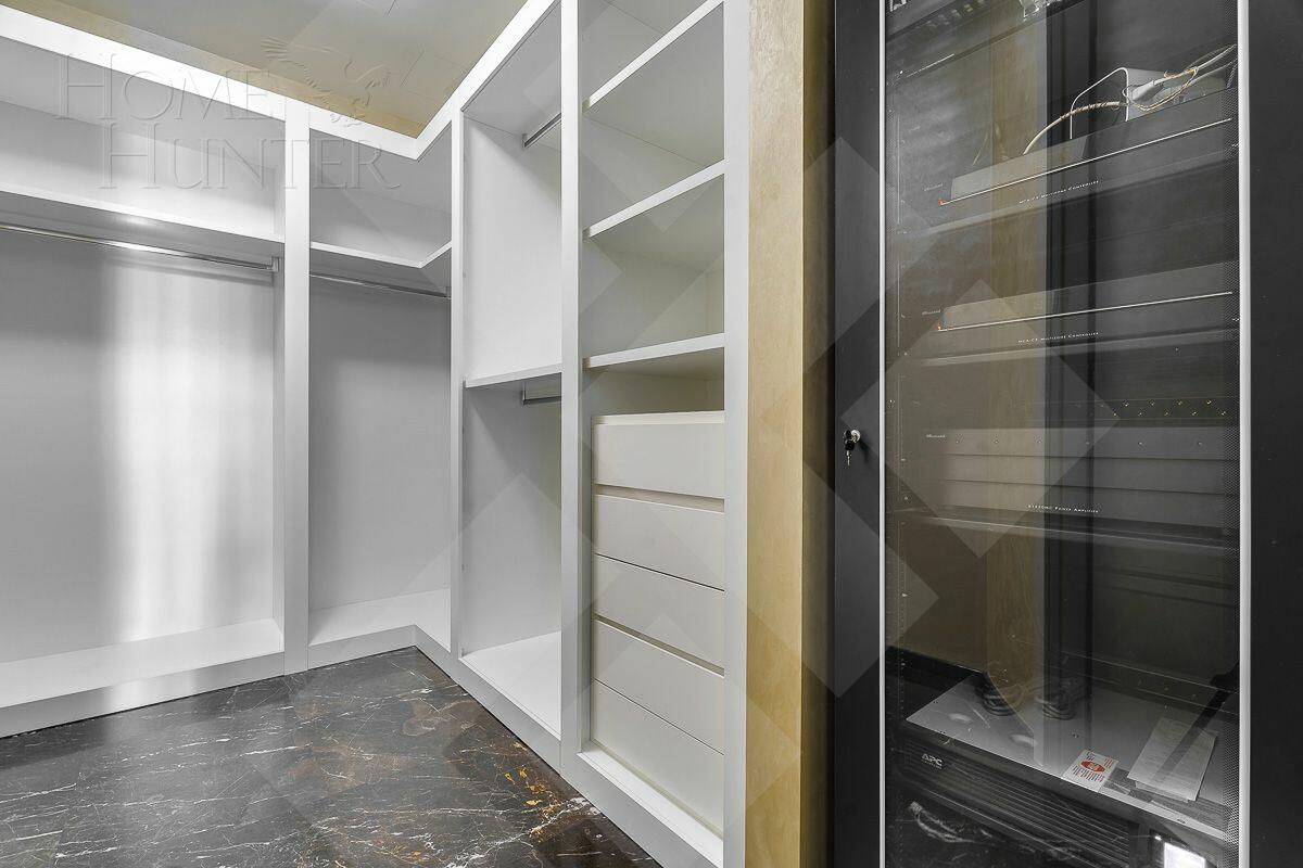 6-КОМН. ПЕНТХАУС С ОТДЕЛКОЙ 465 М² НА 10 ЭТАЖЕ