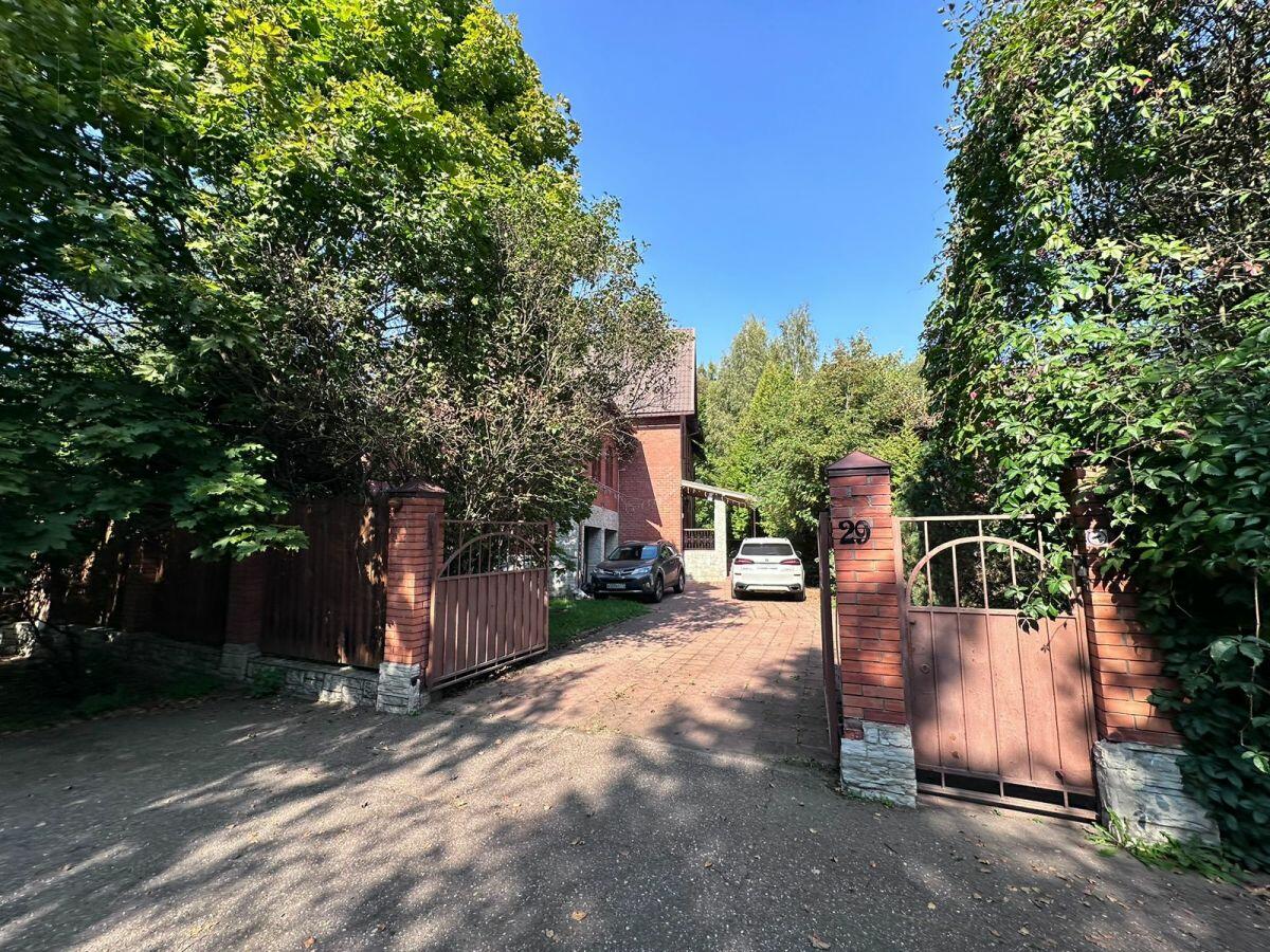 Участок 13 сот. в охраняемом поселке