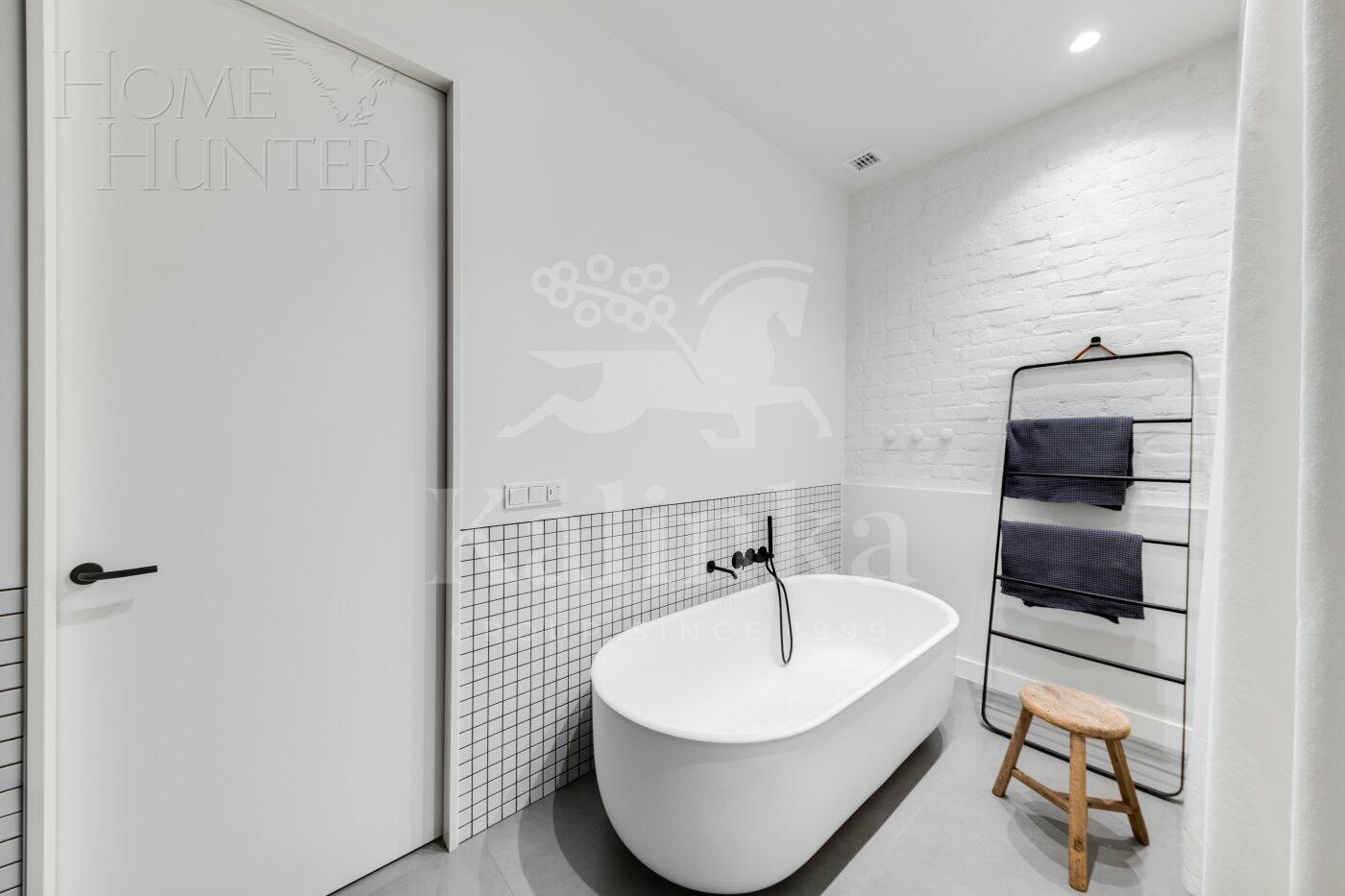 3-КОМН. КВАРТИРА С ОТДЕЛКОЙ 120 М² НА 5 ЭТАЖЕ