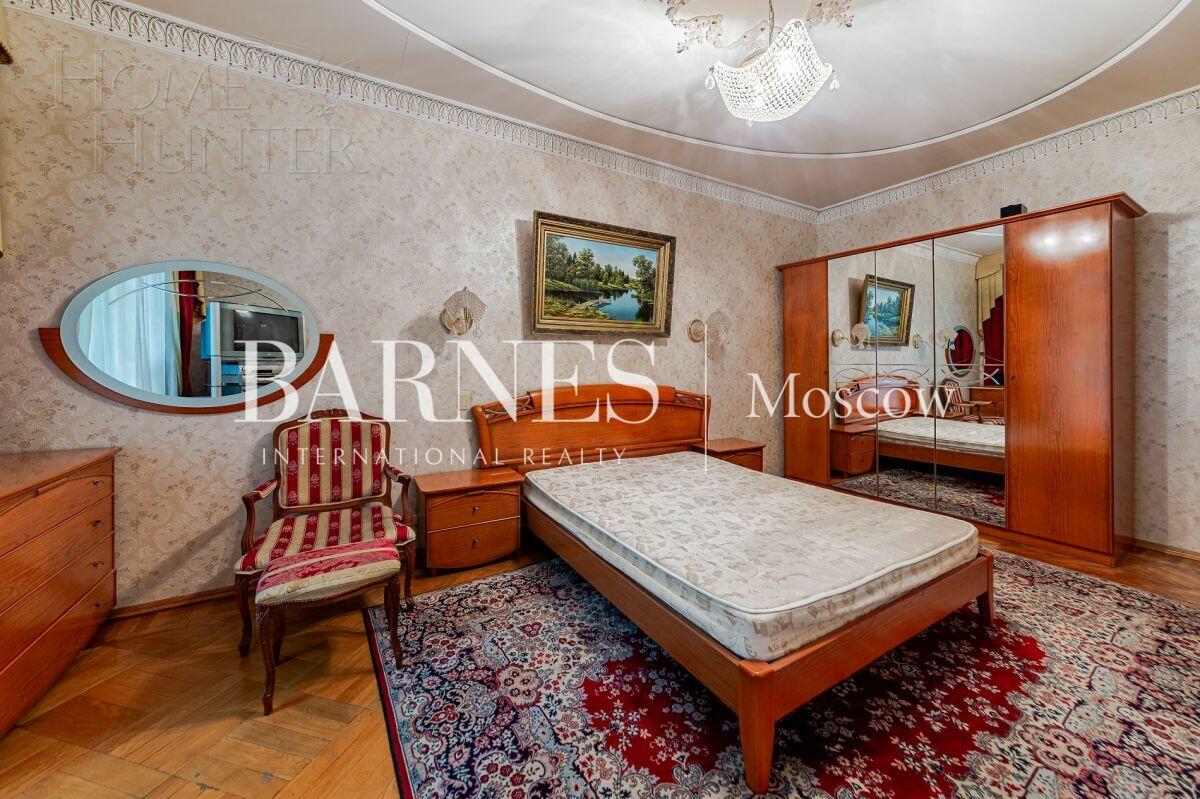 4-КОМН. КВАРТИРА С ОТДЕЛКОЙ 100.5 М² НА 4 ЭТАЖЕ