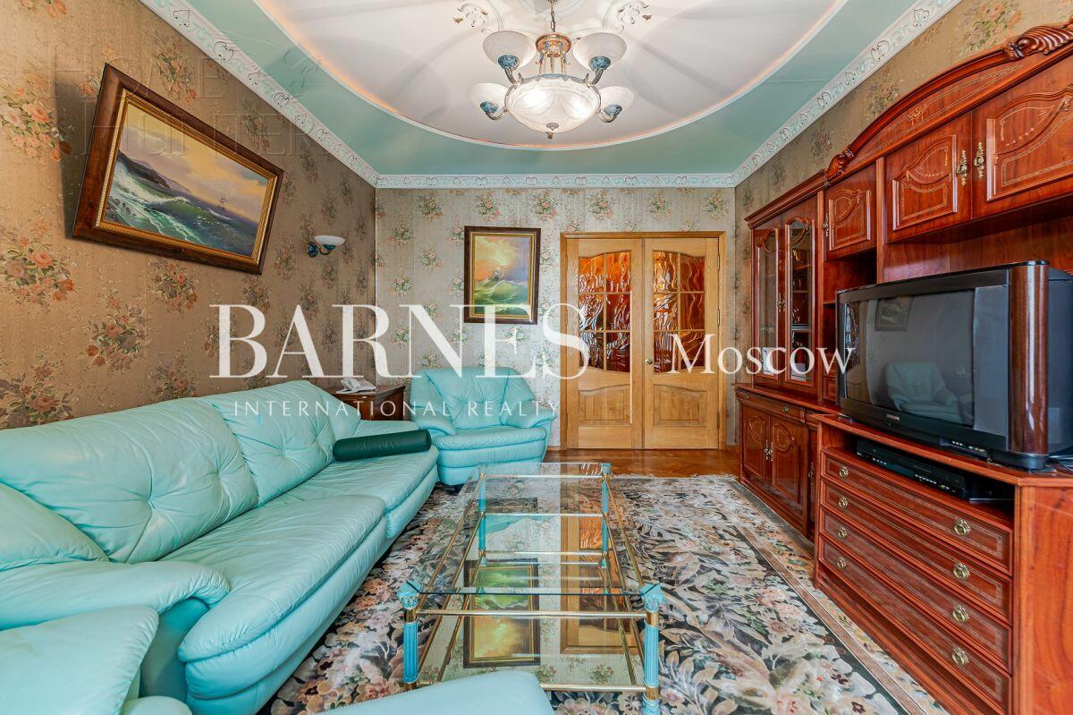 4-КОМН. КВАРТИРА С ОТДЕЛКОЙ 100.5 М² НА 4 ЭТАЖЕ