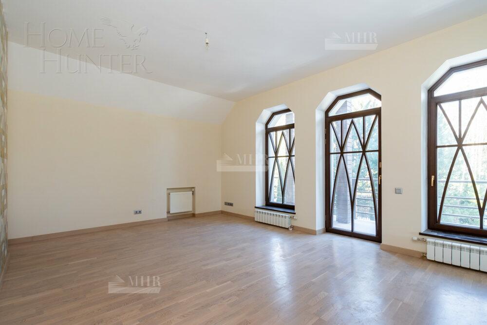 2-этажный коттедж 500 м² с отделкой