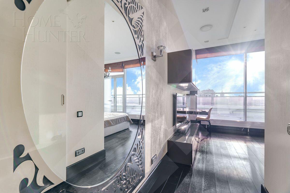 6-КОМН. ПЕНТХАУС С ОТДЕЛКОЙ 465 М² НА 10 ЭТАЖЕ