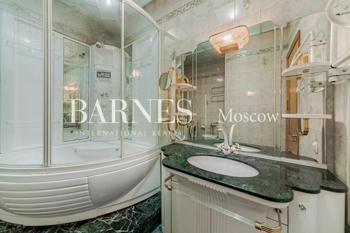 4-КОМН. КВАРТИРА С ОТДЕЛКОЙ 100.5 М² НА 4 ЭТАЖЕ