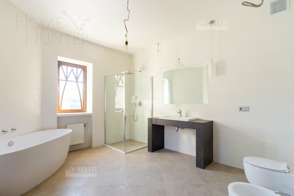 2-этажный коттедж 500 м² с отделкой