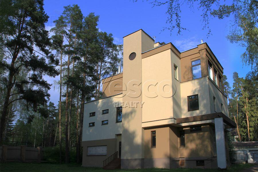 2-этажный коттедж 740 м² без отделки