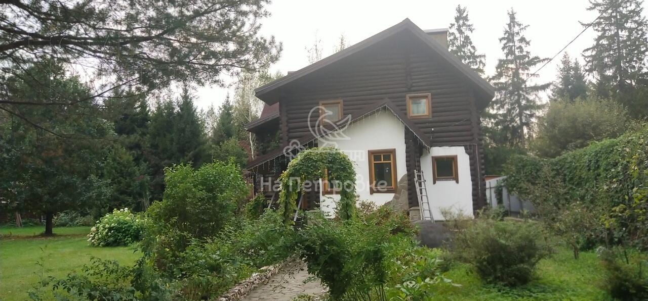 2-этажный коттедж 200 м² с отделкой