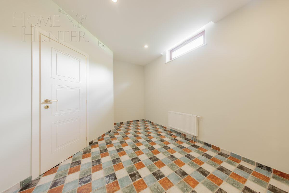 2-этажный коттедж 400 м² с отделкой