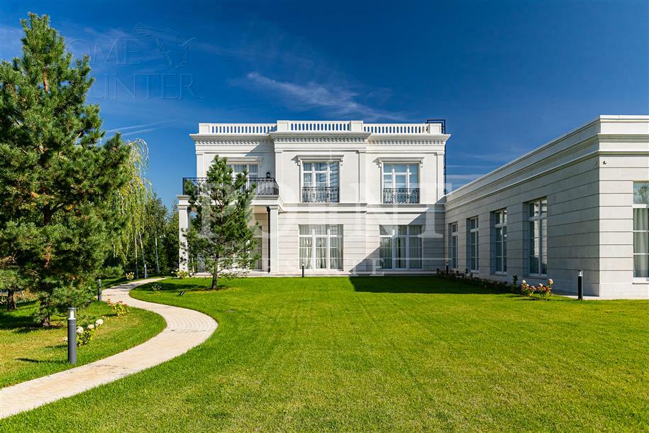 2-этажный коттедж 863 м² с отделкой