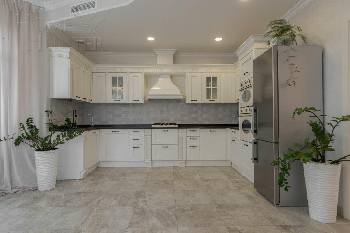 2-этажный коттедж 400 м² с отделкой