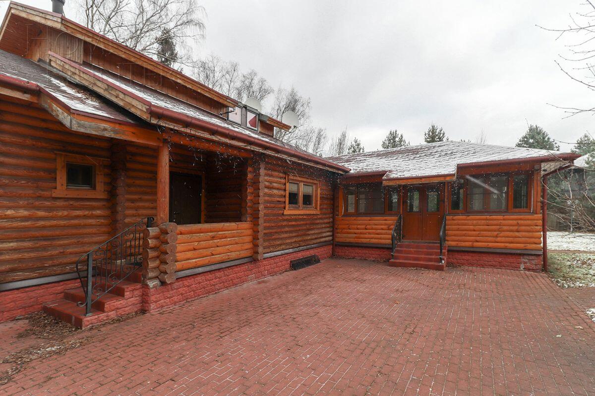 2-этажный коттедж 390 м² с отделкой