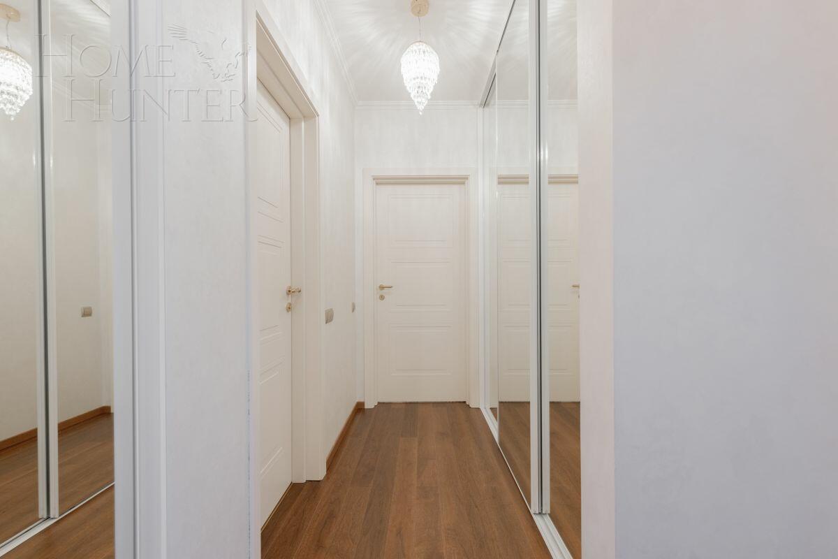 2-этажный коттедж 400 м² с отделкой