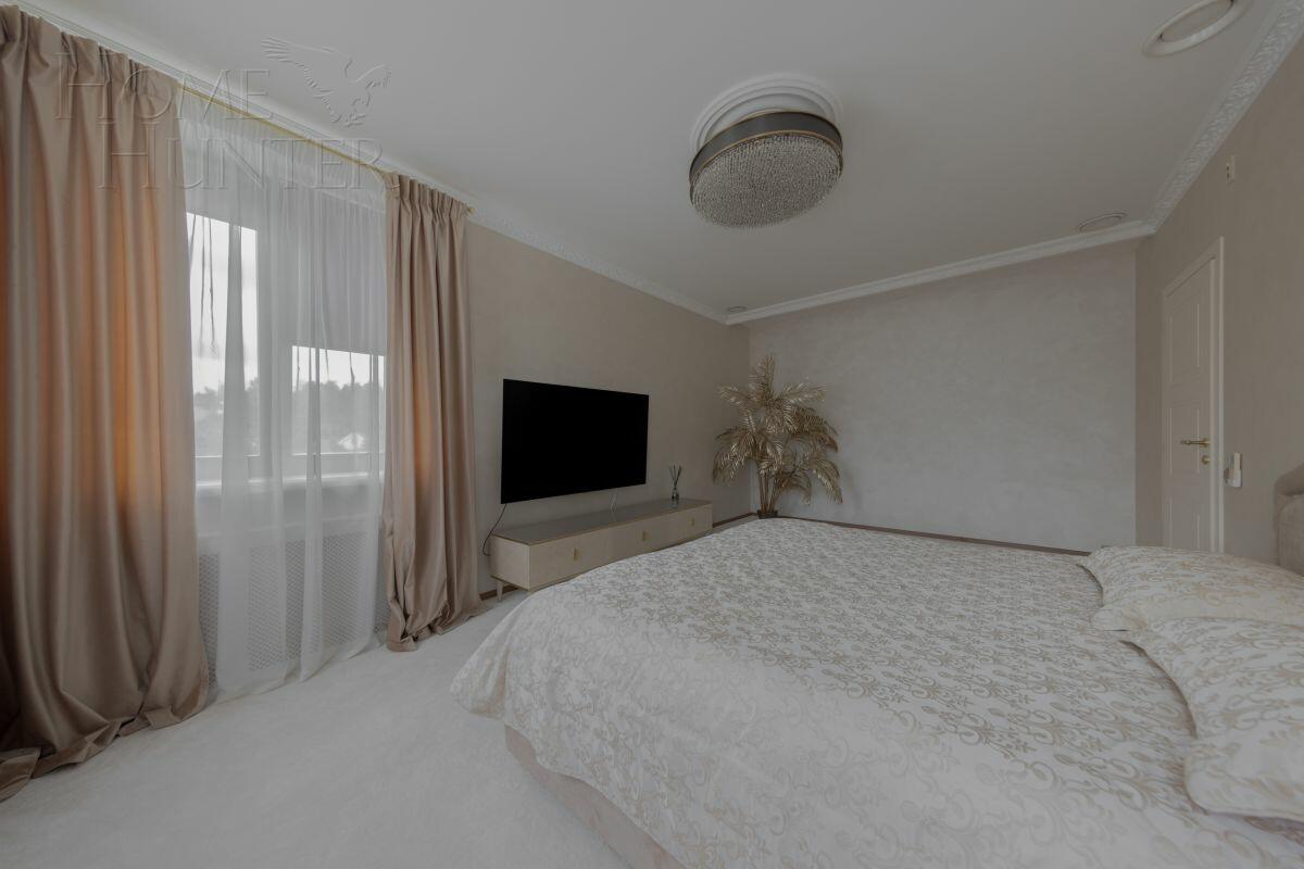 2-этажный коттедж 400 м² с отделкой