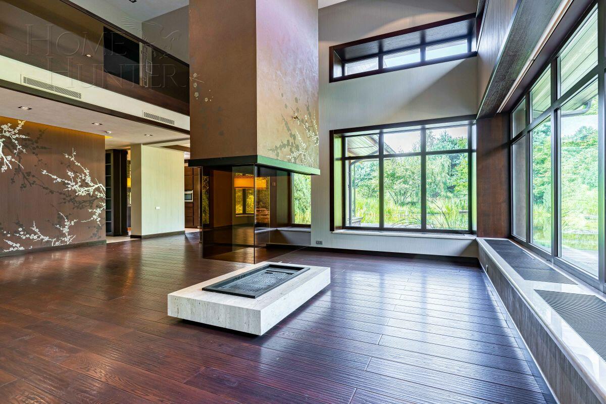 2-этажный коттедж 1 377 м² с отделкой