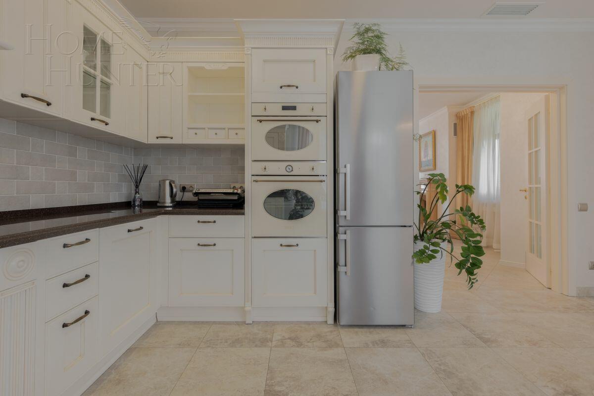 2-этажный коттедж 400 м² с отделкой