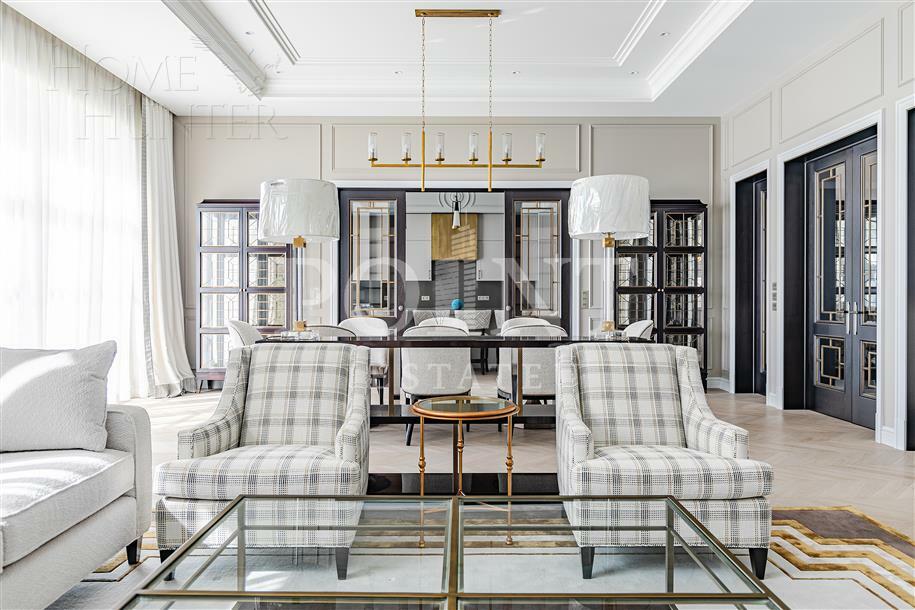 2-этажный коттедж 863 м² с отделкой