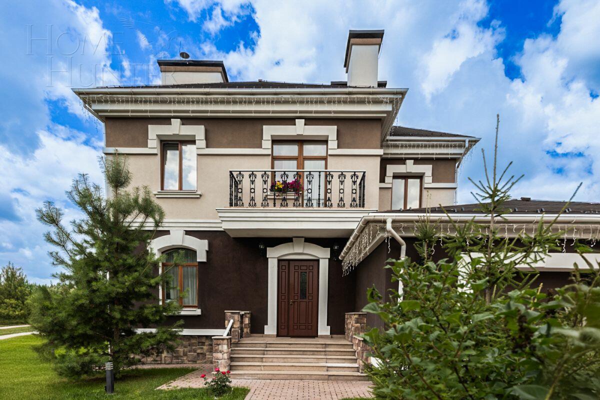 2-этажный коттедж 400 м² с отделкой