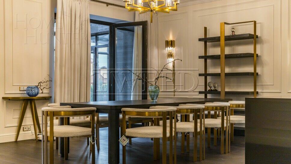 2-этажный коттедж 961 м² с отделкой