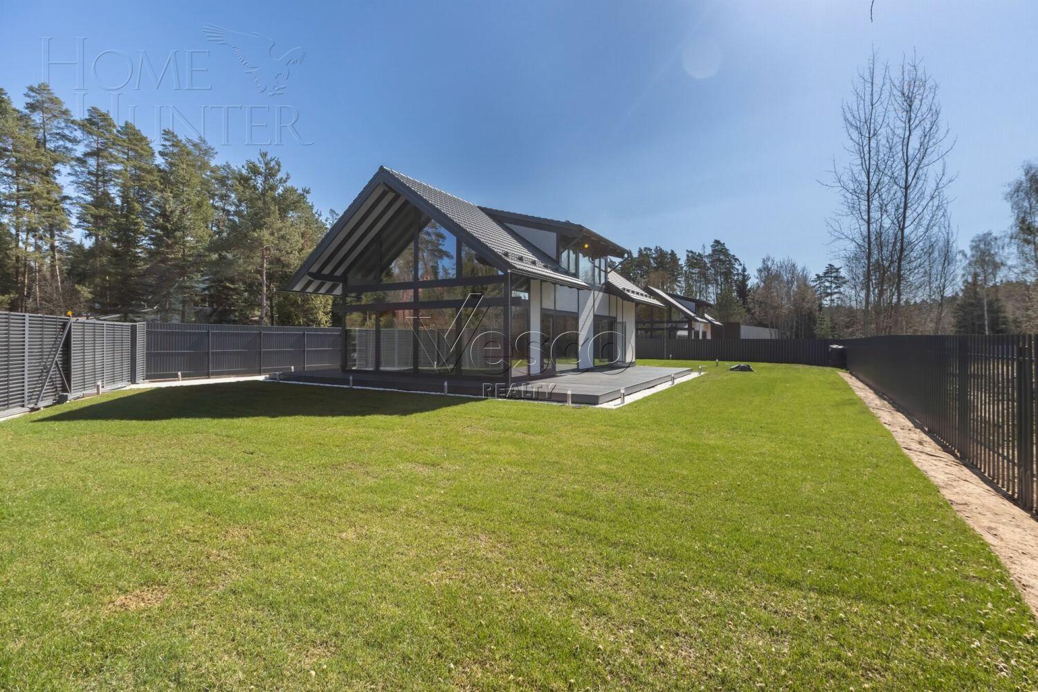 2-этажный коттедж 308.5 м² с отделкой