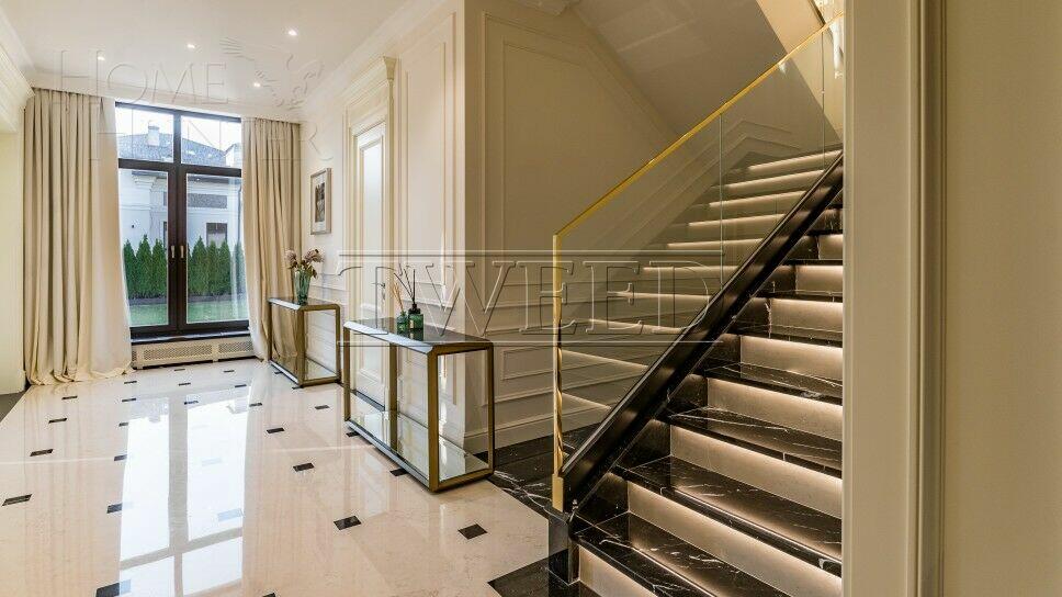 2-этажный коттедж 961 м² с отделкой