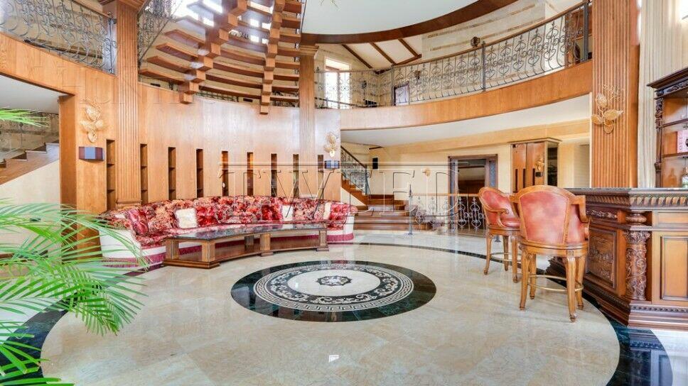 2-этажный коттедж 960 м² с отделкой