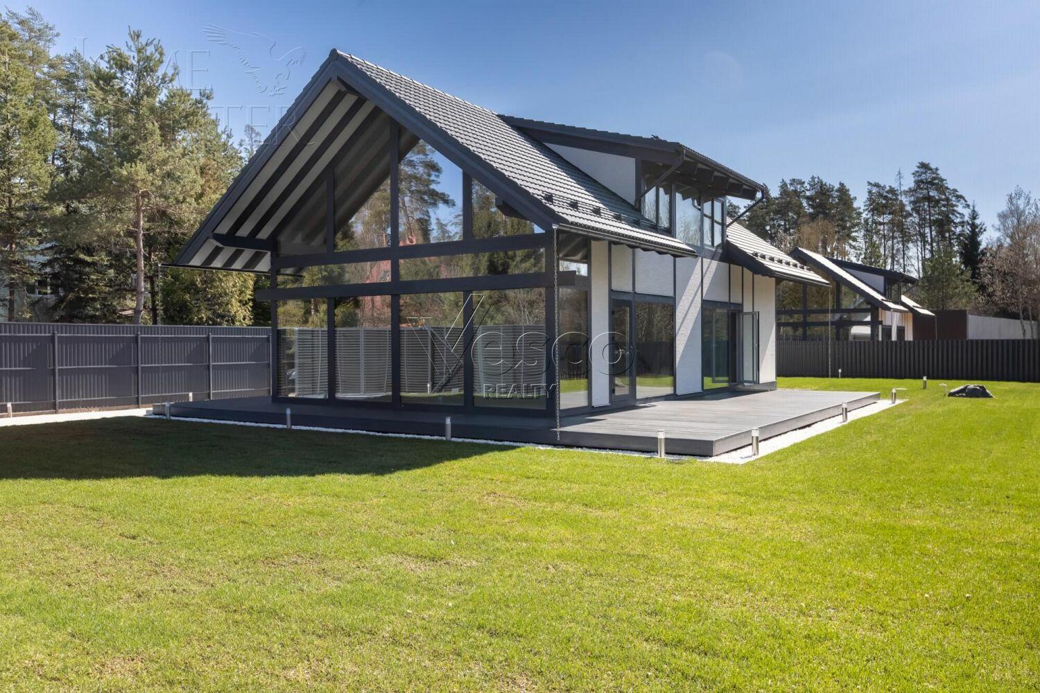 2-этажный коттедж 308.5 м² с отделкой